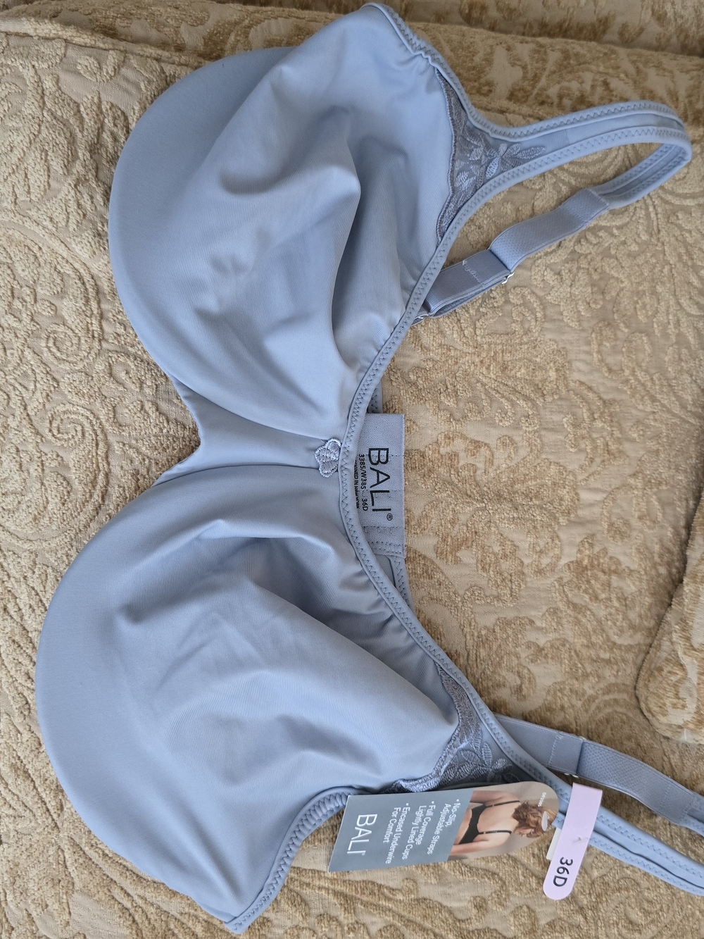 Bali Light Blue Seamless Underwire Everyday Bra NWT 36D